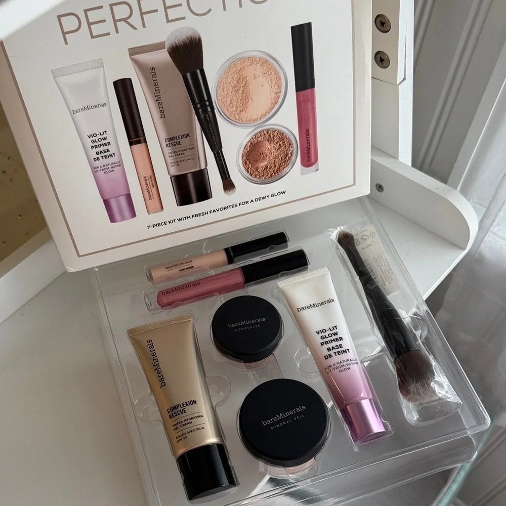 bareMinerals Tinted Perfection Makeup Set - Purple, Black, Pink, Cream - Picture 3 of 5